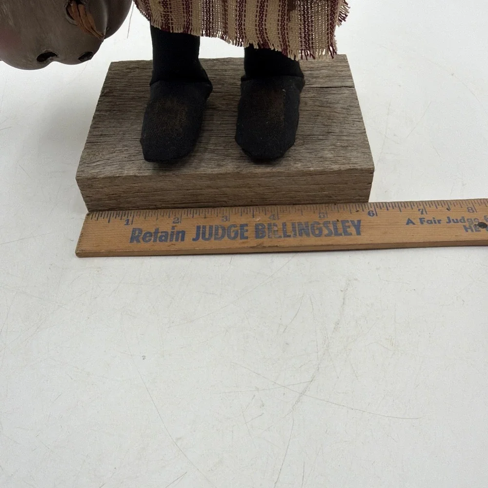 Primitive Folk Art Winter Doll 23